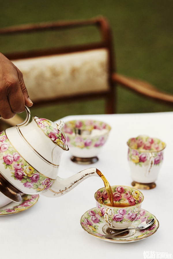 斯里兰卡的美食，就像这个国家一样，带有一种温和的印度范儿。19世纪时，茶树由英国人引入斯里兰卡，直到...