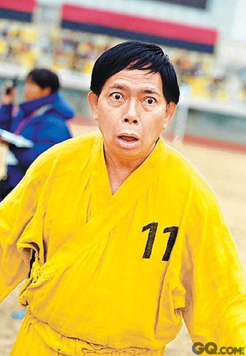 黄一飞凭借《少林足球》中出位的大师兄，他获得了2002年香港电影金像奖以及金紫荆奖的最佳男配角奖，他在许多周星驰电影中都常有客串。