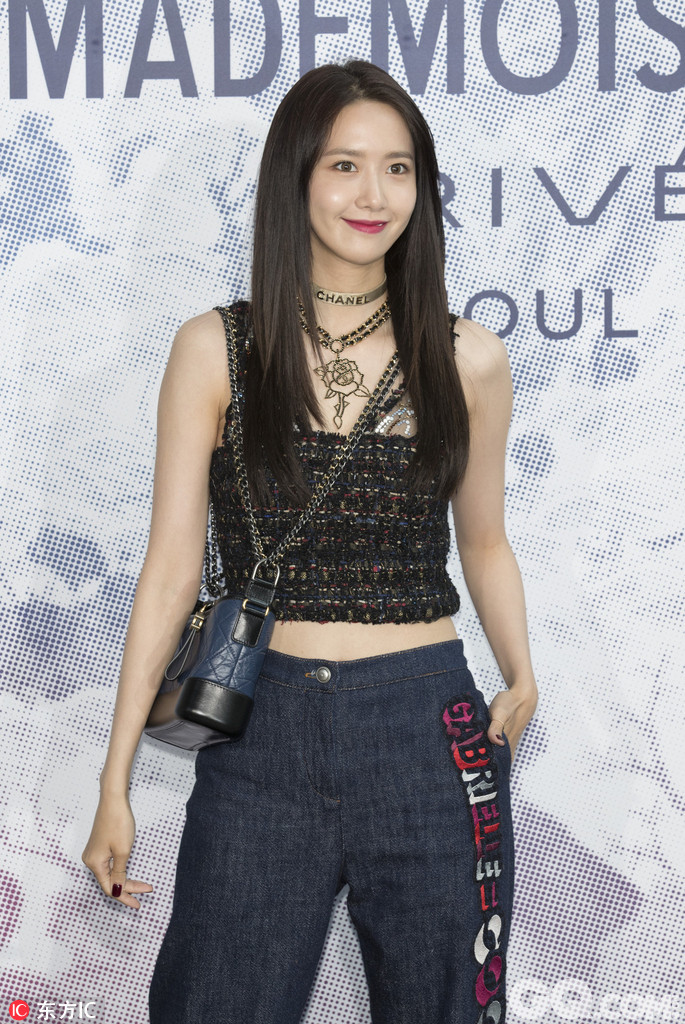 2017年6月21日，韩国首尔，众星出席Chanel展活动。