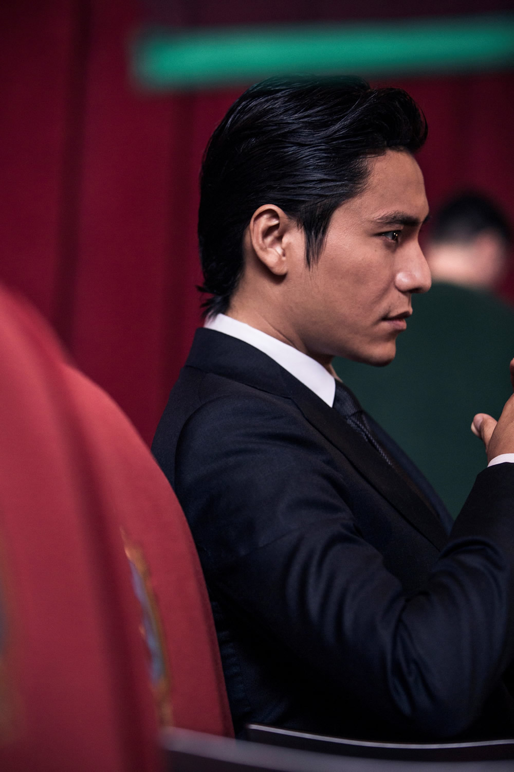中国演员陈坤是Giorgio Armani Made to Measure量身定制系列的三位代言人之一，其演绎的全新广告大片已于今年夏天在全球发布。