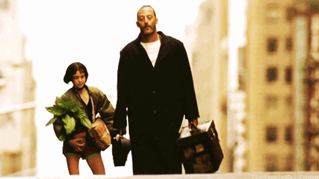 的独角戏并不为过,她在片中扮演了一位传奇女性,她自己比之jackie,并