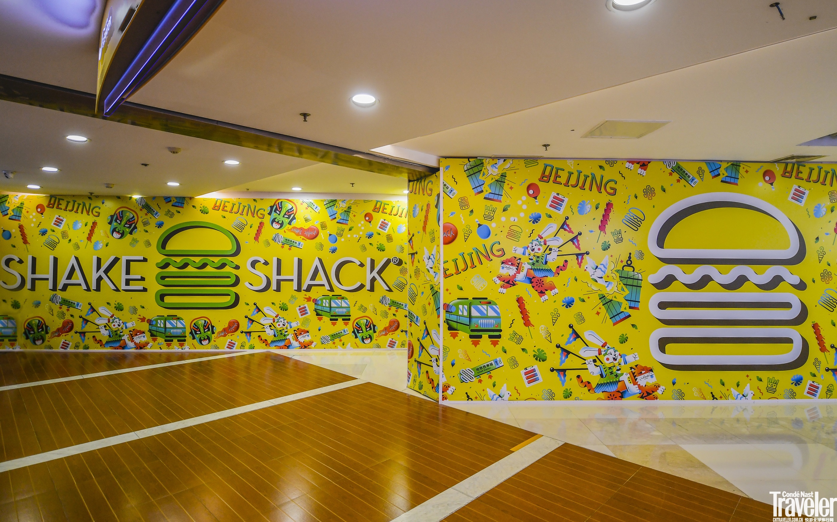 北京第二家shake shack悦动西单大悦城 创意艺术围挡点亮属于西单的