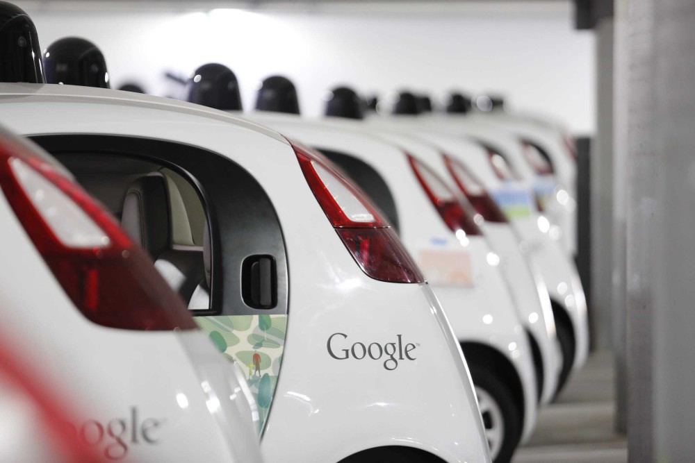 大公司间的较量：谷歌的无人车退役了但苹果的无人车来了
