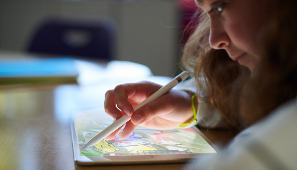 Apple发布支持Apple Pencil的新款9.7英寸iPad