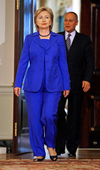 “传奇女政客”希拉里的10件套装