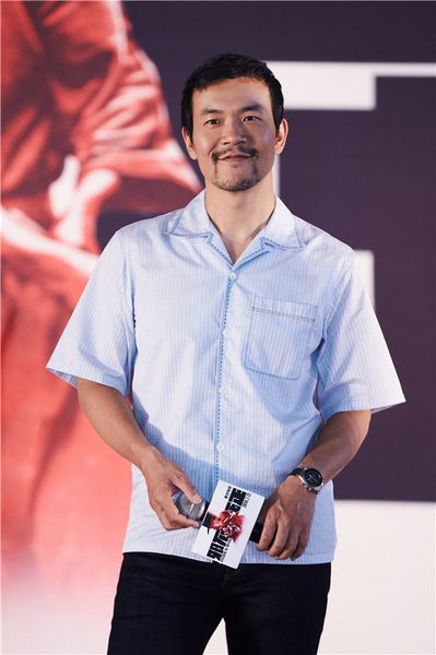 酷白青年最新 1531132539_EH6njp.jpg