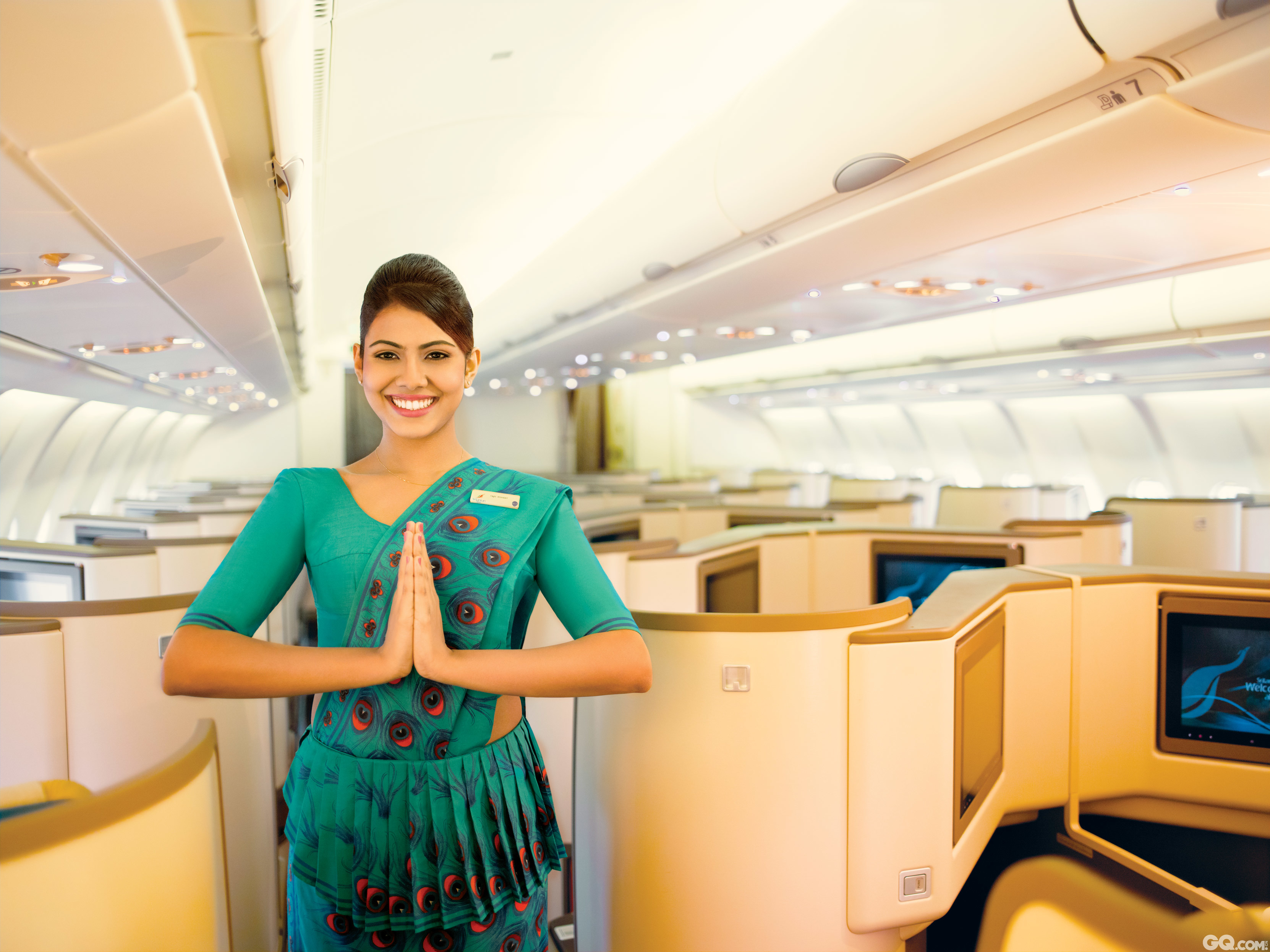 加上，加尔各答、马杜赖、菩提伽耶和瓦拉纳西航线的开通，将会使斯航成为在全球最大的旅游市场之一印度，拥有最大航线网络的国外航空公司，由目前88趟航班飞往7座城市增加覆盖至每周106趟航班飞往11座城市。