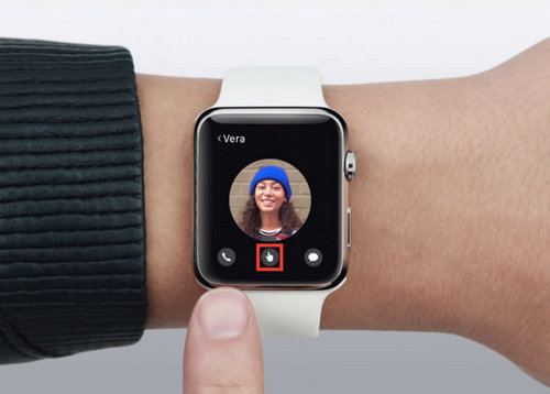 NO.4联系人中的小手是什么？
如果你在调阅具体联系人的详细信息页面中看到联系人头像下方有一个小手图标的话，那么这意味着对方也拥有一部Apple Watch，你可以尝试通过Apple Watch发送多样的互动信息进行交流。