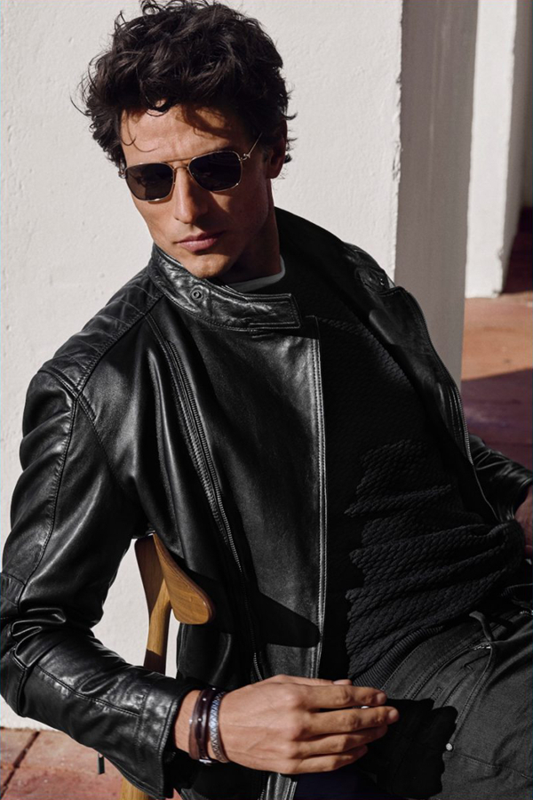 Massimo Dutti 本季携手顶级男模Andres Velencoso Segura推出最新男装型录。成熟男士的风尚，通过皮衣、夹克衫、西装展露无遗。而一半西装一半运动装的混搭，让夏日多一些灵感的释放，带来不一样的时尚感觉。