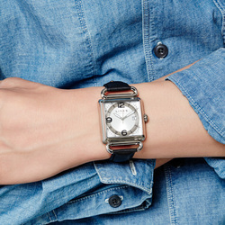 投资一块时髦的方形腕表