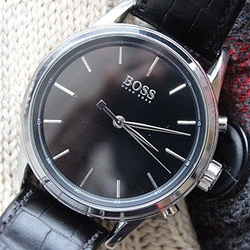 Hugo Boss的这块表 应该是最正经的智能手表了