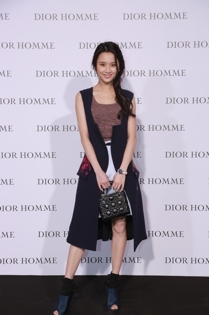 知名演员张慧雯以一身Dior 2015 春夏成衣系列亮相红毯