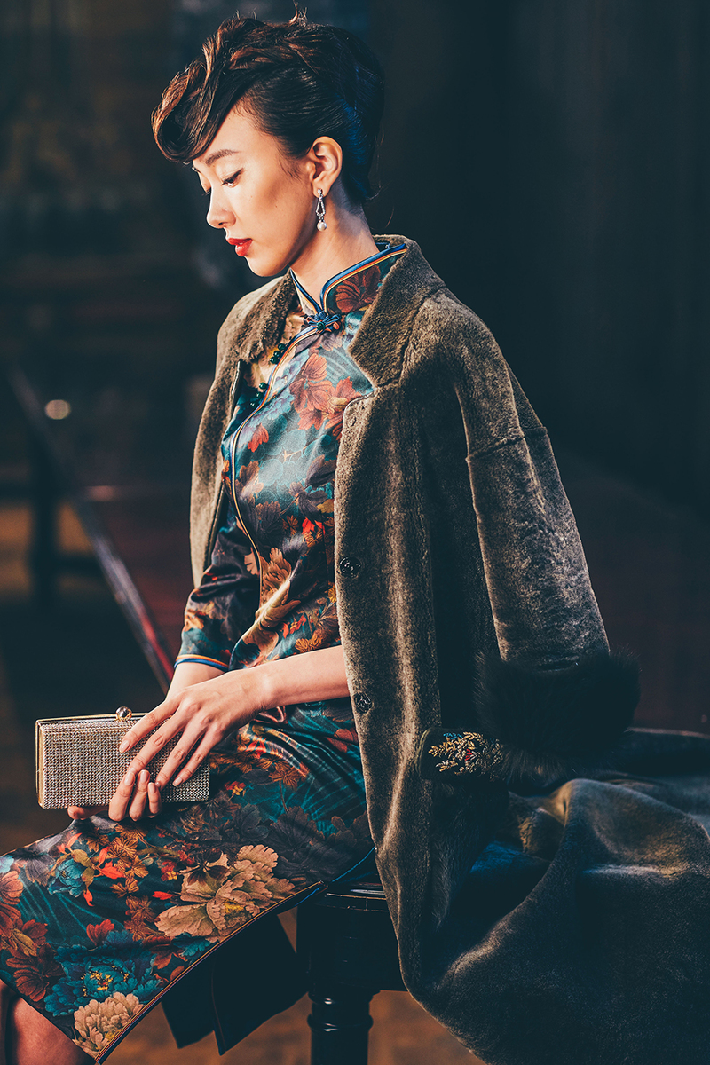 「兰香」                    的优雅色泽,淬炼温润宜人的基调.