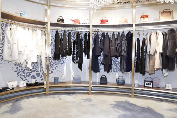 j.truseam三里屯高定服装旗舰店在三里屯正式开幕