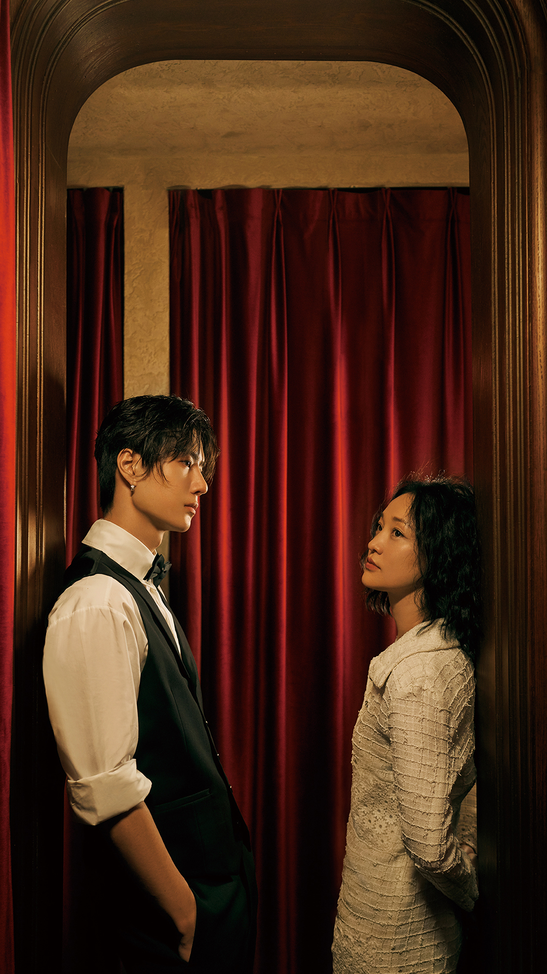 明星| 周迅,王一博《花的游吟》:为你歌唱,为我思量