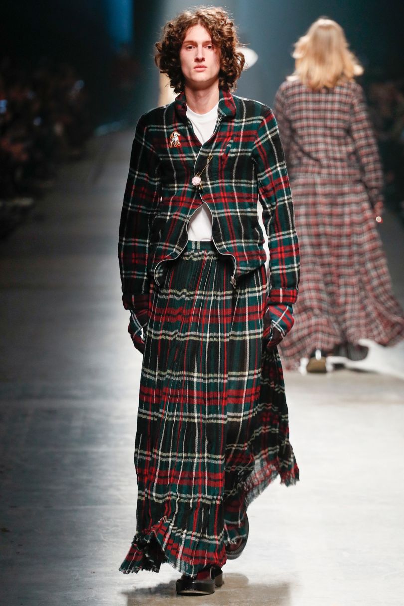 open: beyond genders