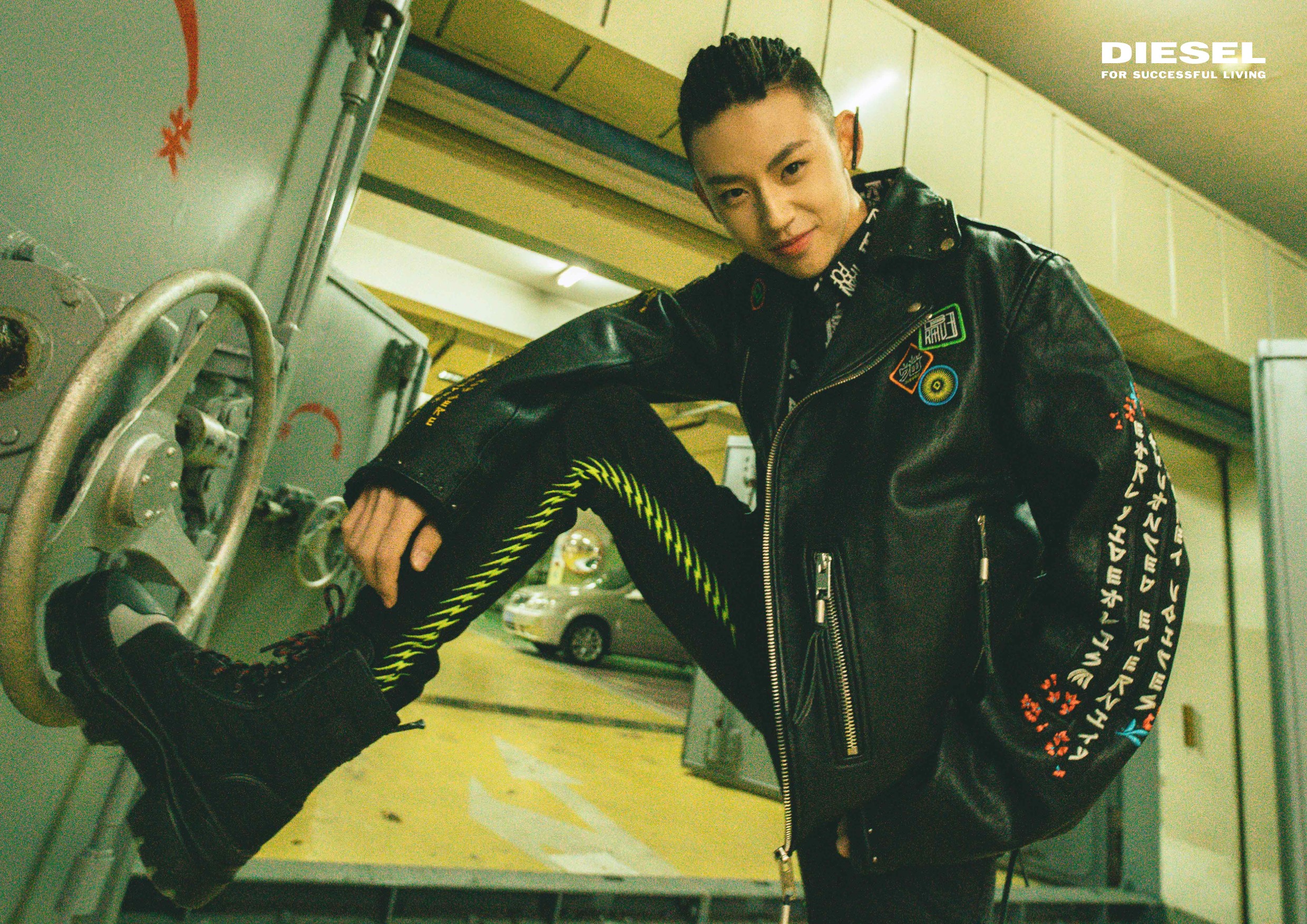 diesel隆重宣布小鬼王琳凯为diesel丹宁大使