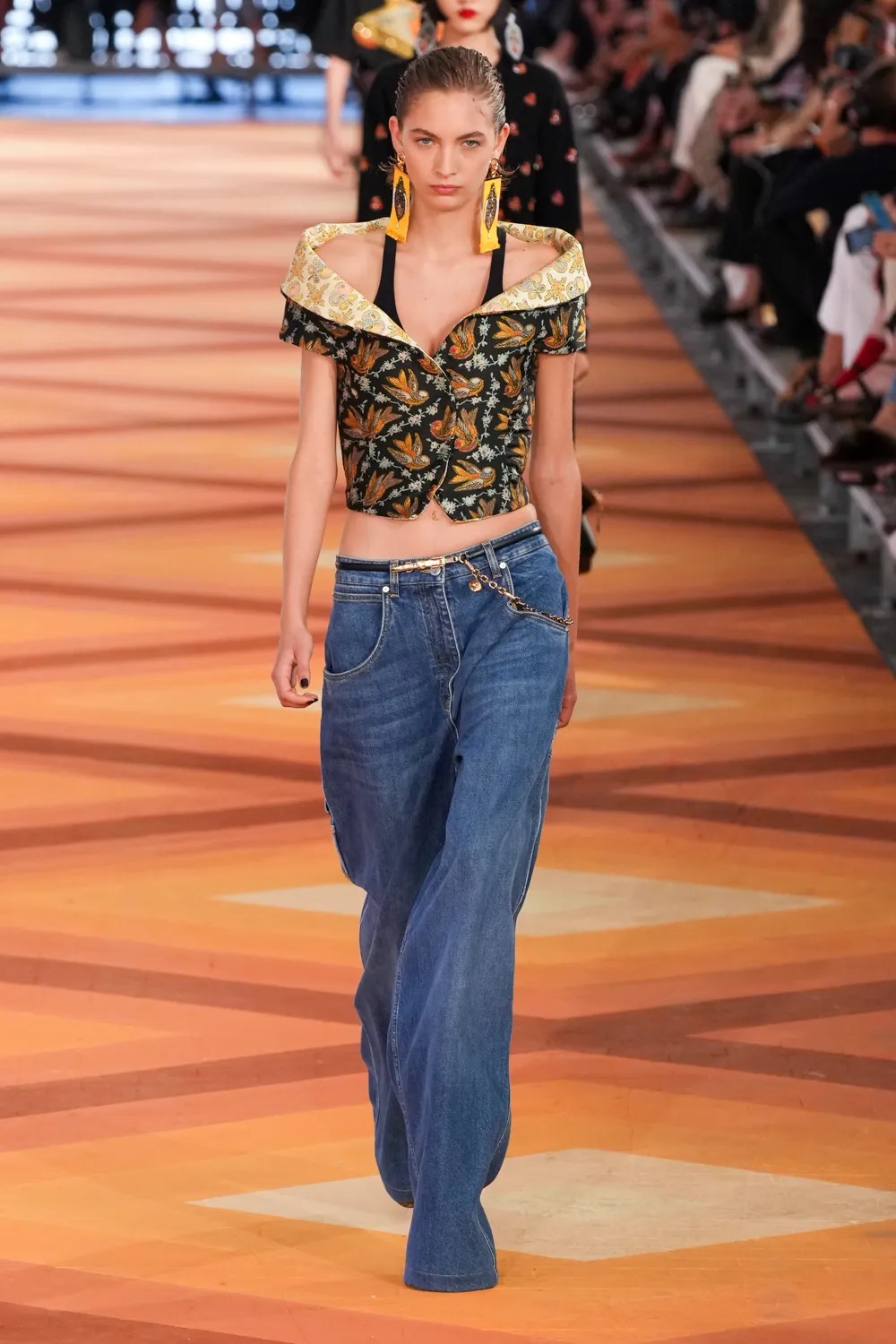 etro 发布2023春夏女装系列