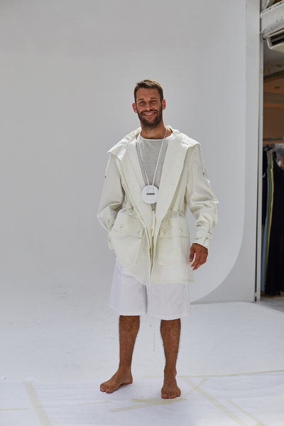 年轻鲜艳又天真遇见jacquemus男士