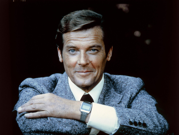 "他"戴的腕表 还有一个名字叫做007