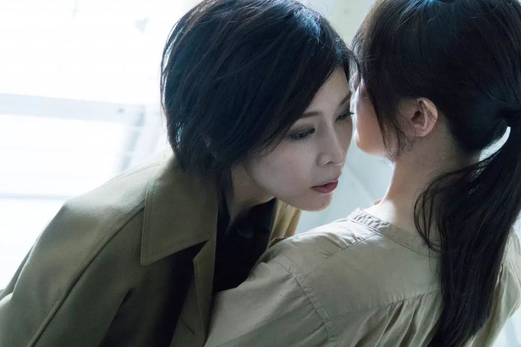 女版福尔摩斯来了春季日剧看她们的